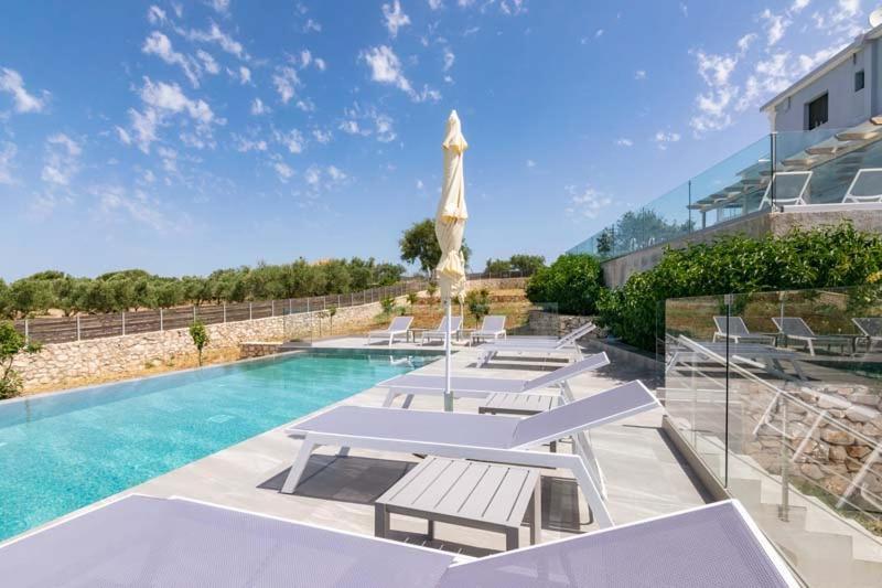 Alonaki Apartments Agios Leon Экстерьер фото